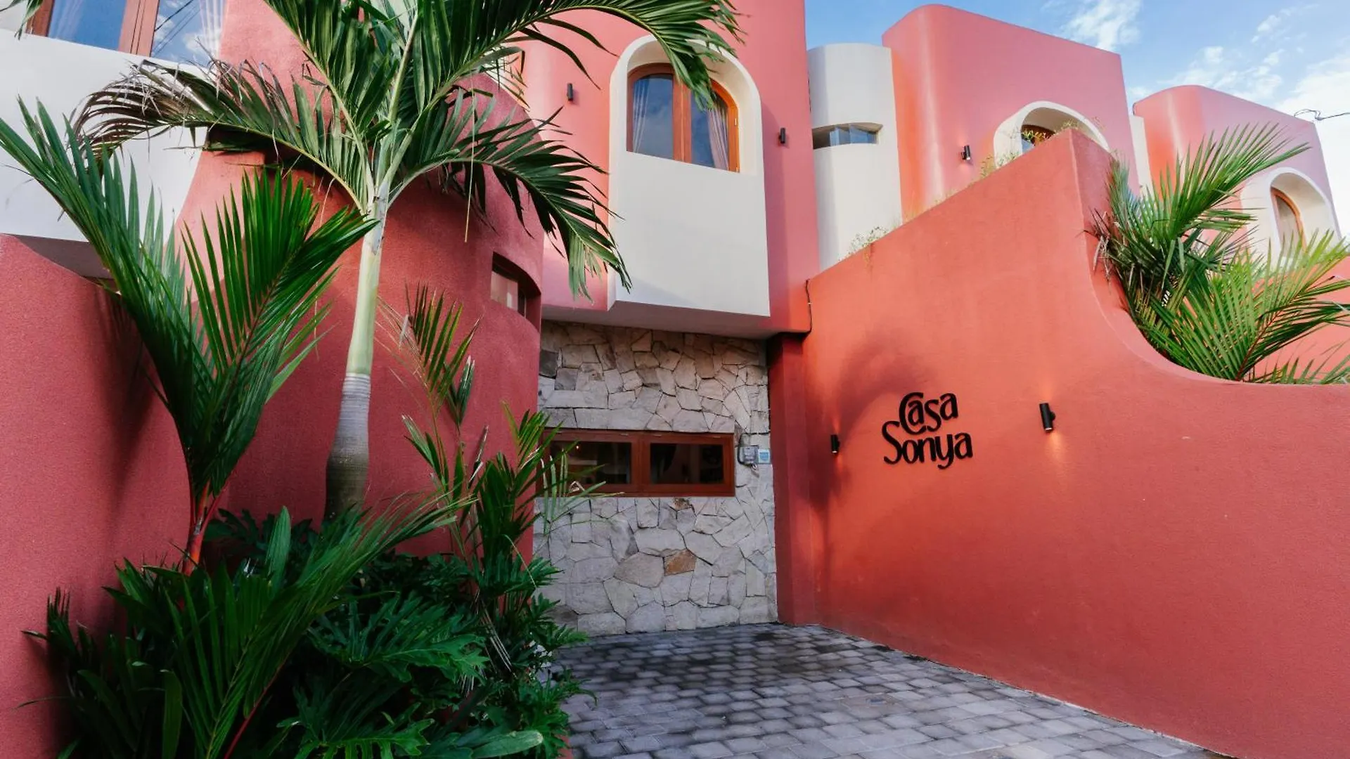 Casa Sonya Uluwatu Villa  Uluwatu (Bali)